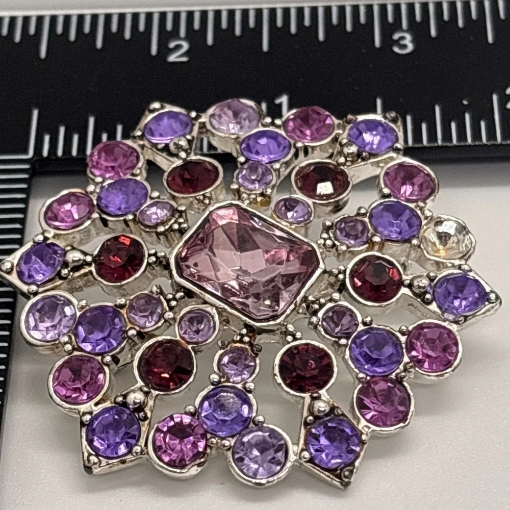 Vintage LC Rhinestone Brooch Silver Tone Purple Pink Floral Statement Pin - Picture 4 of 8